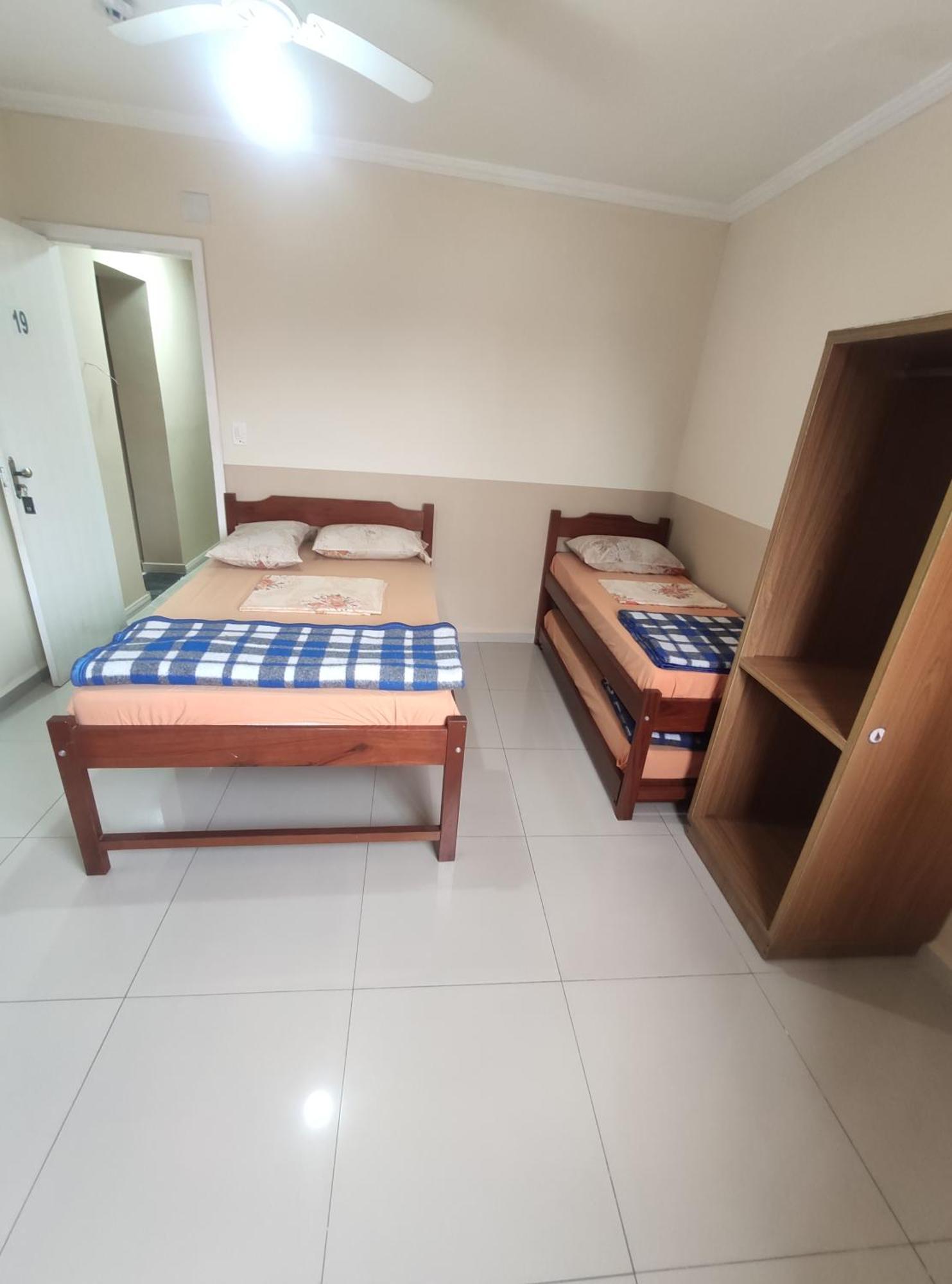 Hotel Pousada Sao Miguel Arcanjo Aparecida  Pokoj fotografie