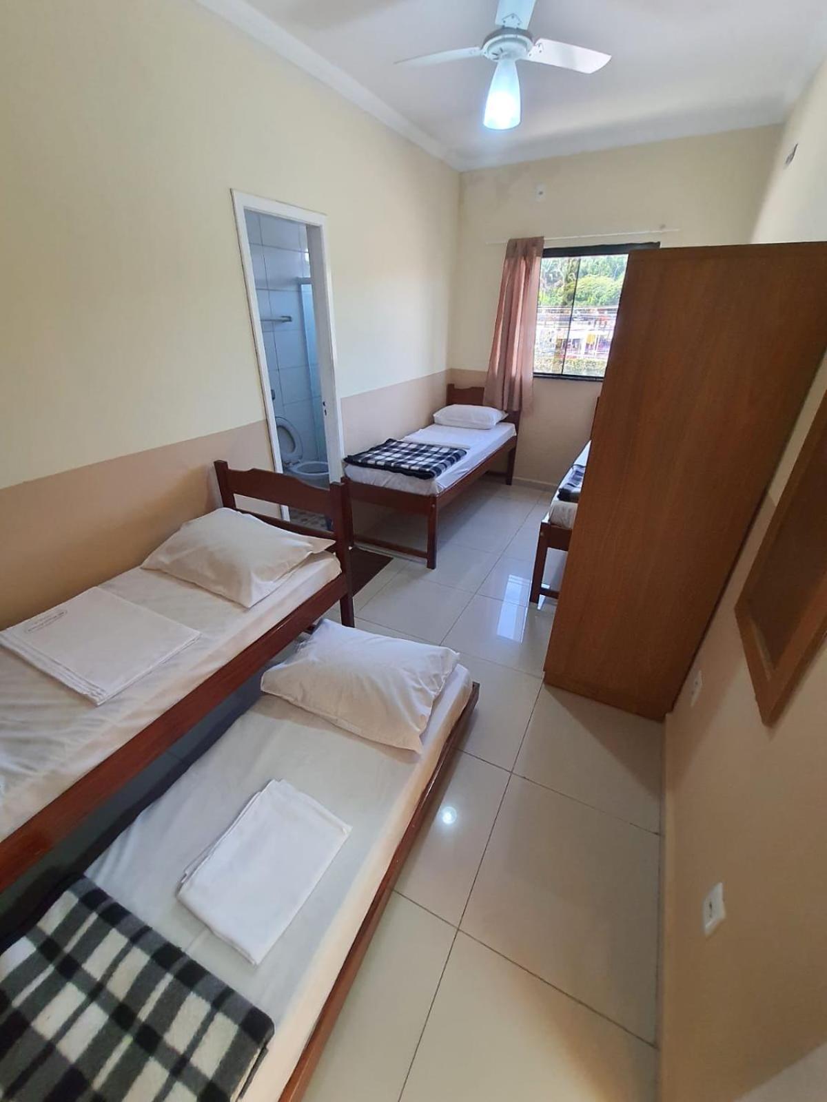 Hotel Pousada Sao Miguel Arcanjo Aparecida  Pokoj fotografie